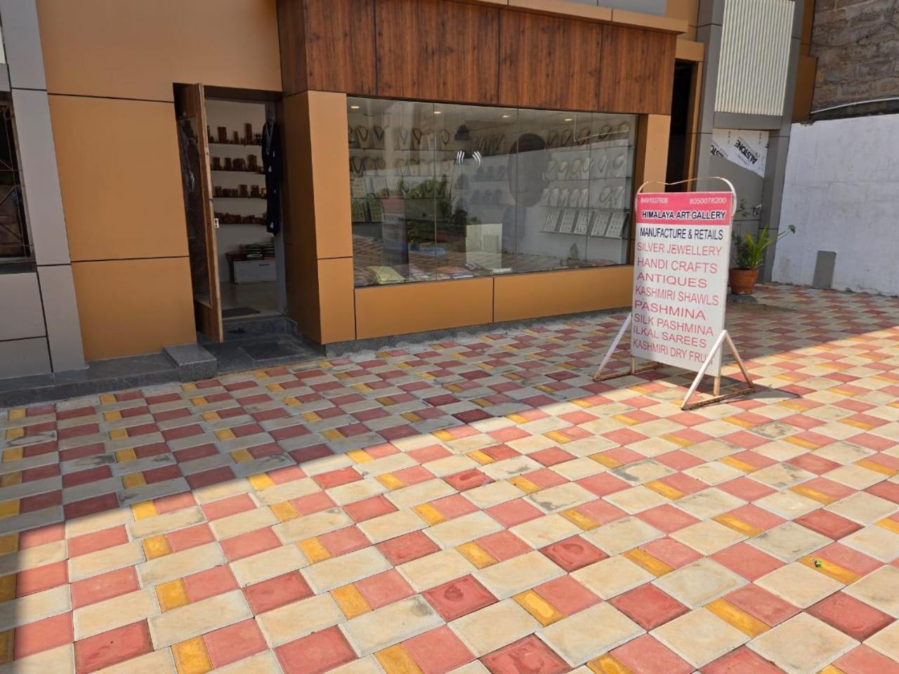Hotel Badami Court Exterior foto